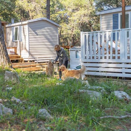 Mobile Homes Pine Sea 班约勒 外观 照片