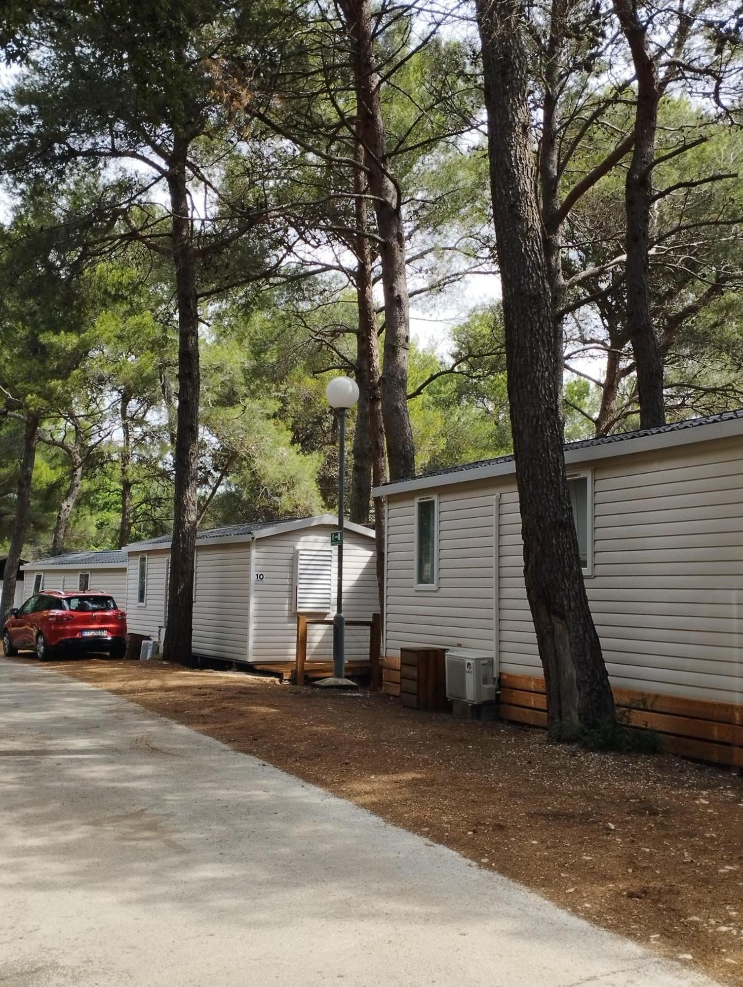 Mobile Homes Pine Sea 班约勒 外观 照片